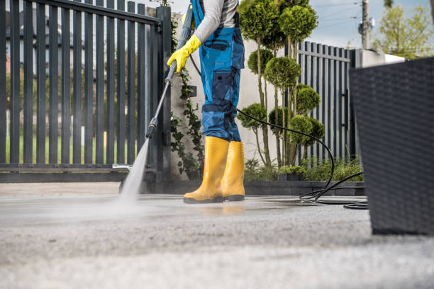Best Garage Pressure Washing  in Manchaca, TX